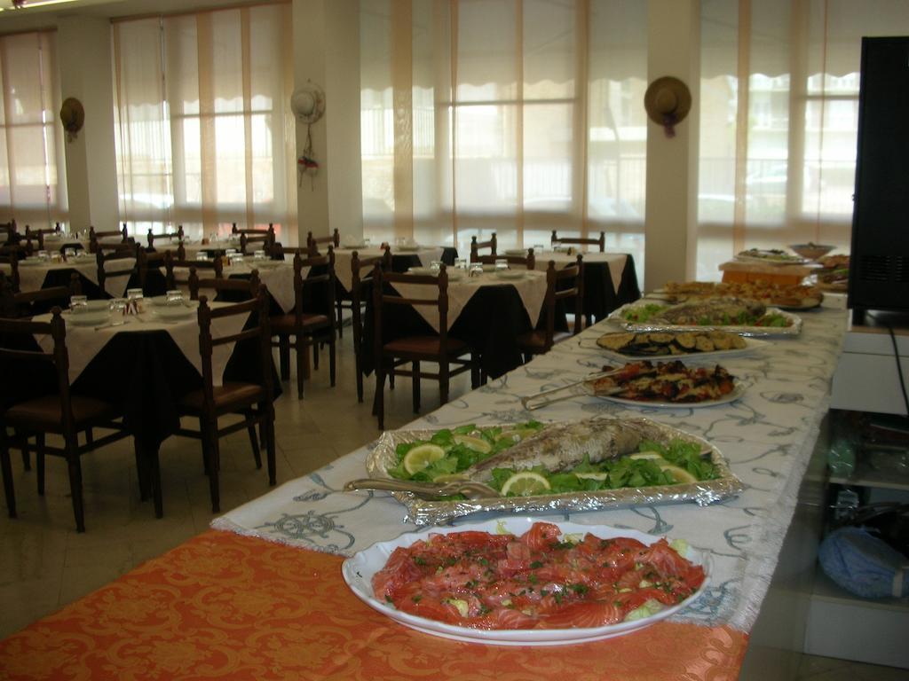 Hotel Gemma Rimini Extérieur photo