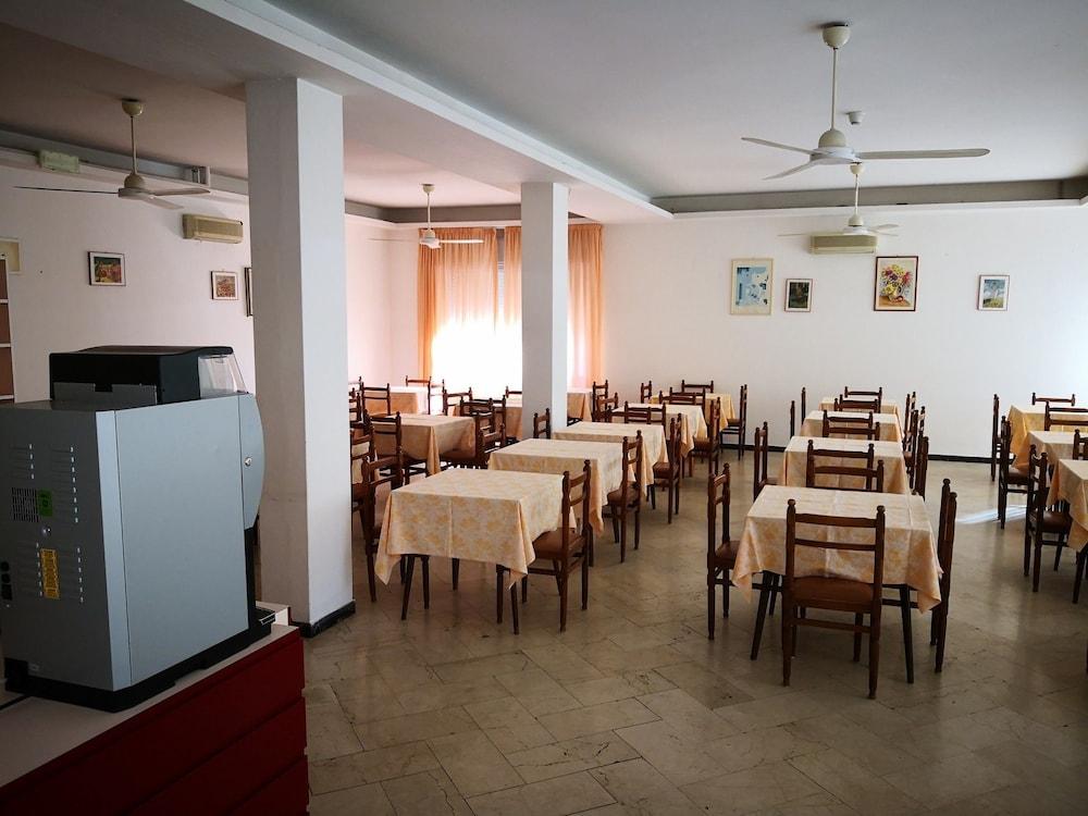 Hotel Gemma Rimini Extérieur photo